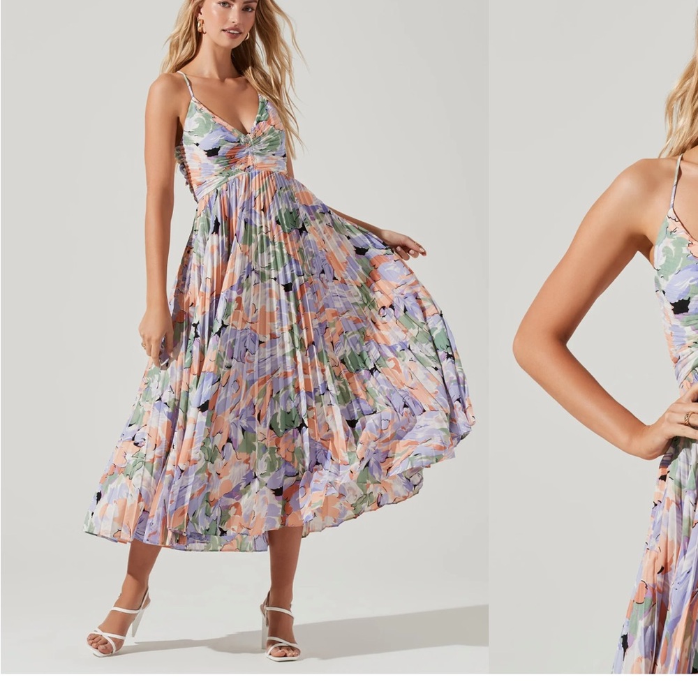 ASTR Blythe Floral Plisse Midi Dress